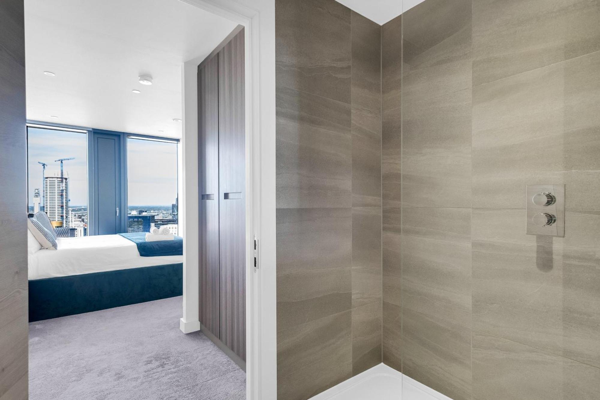 Mercian Luxury Apartments: City Centre Living with Rooftop Terrace Birmingham Exterior photo