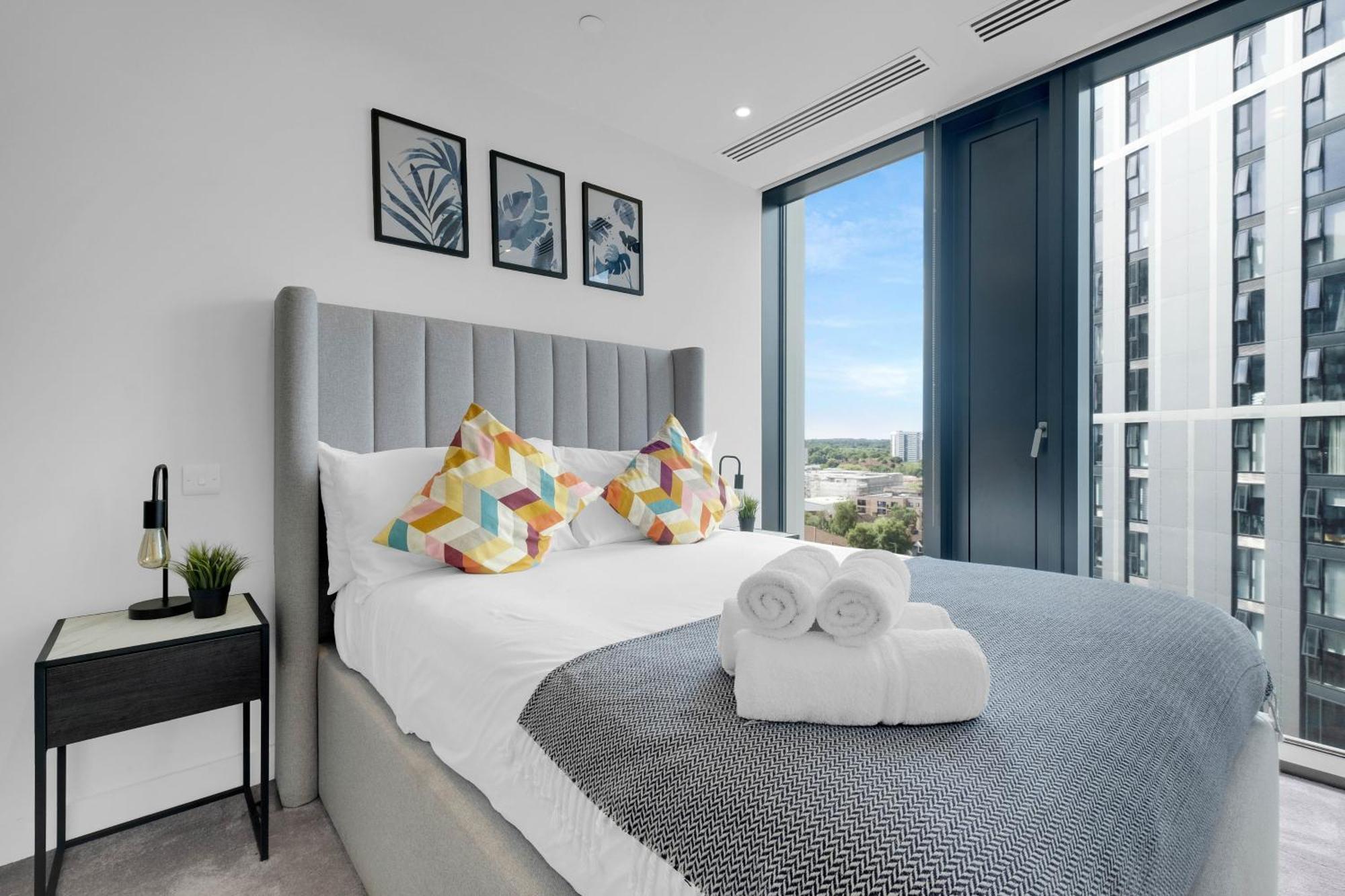 Mercian Luxury Apartments: City Centre Living with Rooftop Terrace Birmingham Exterior photo