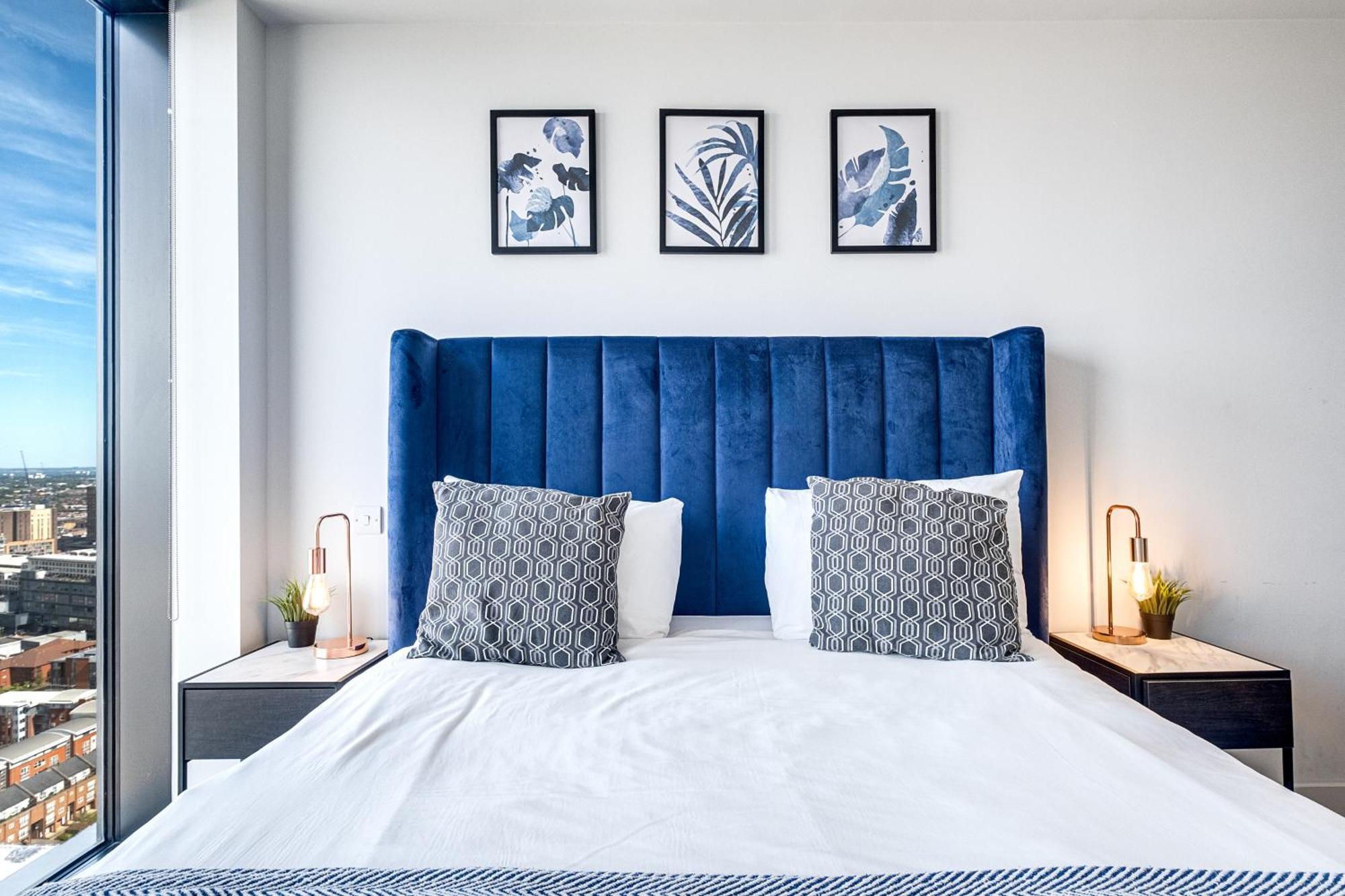 Mercian Luxury Apartments: City Centre Living with Rooftop Terrace Birmingham Exterior photo