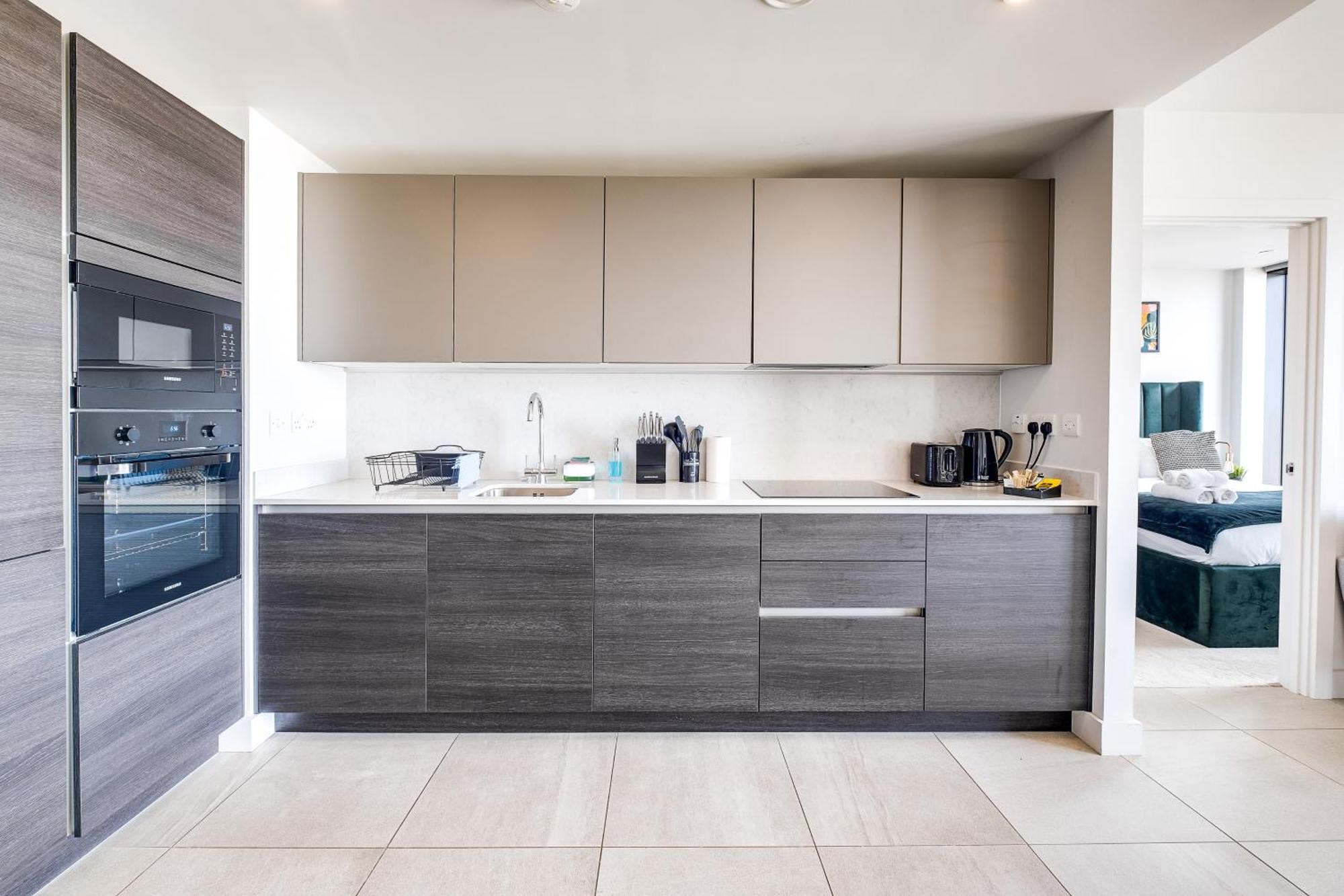 Mercian Luxury Apartments: City Centre Living with Rooftop Terrace Birmingham Exterior photo